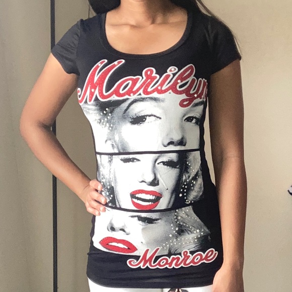 Tops - Marilyn Monroe Short Sleeve Shirt